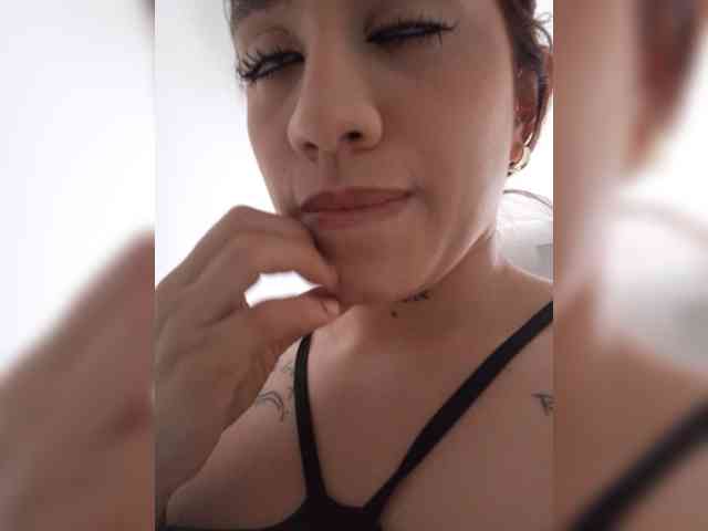 CloeBonet webcam