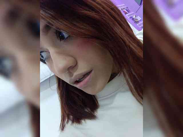 CloeBonet webcam