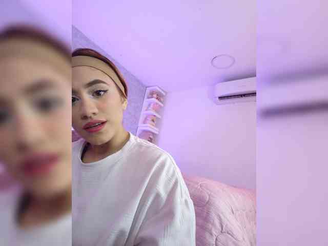 CloeBonet webcam