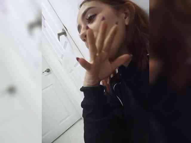 CloeBonet webcam