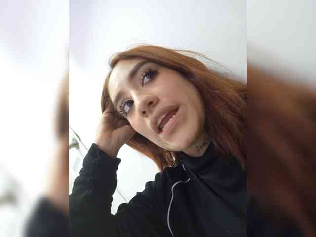 CloeBonet webcam