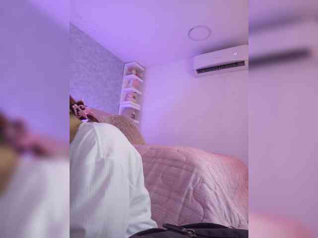 CloeBonet webcam