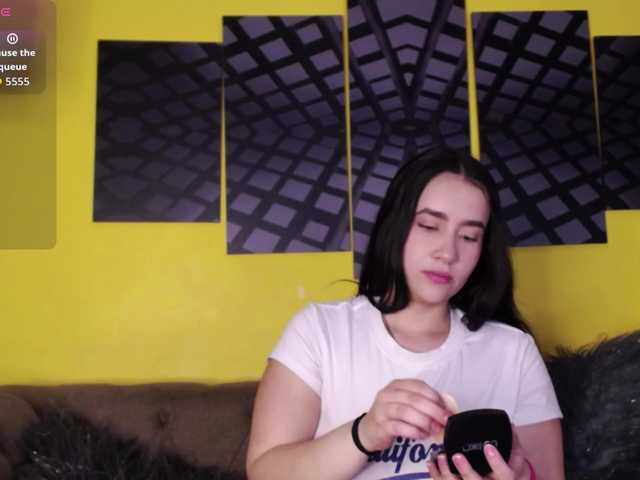 ChloeMiller live cam on BongaCams