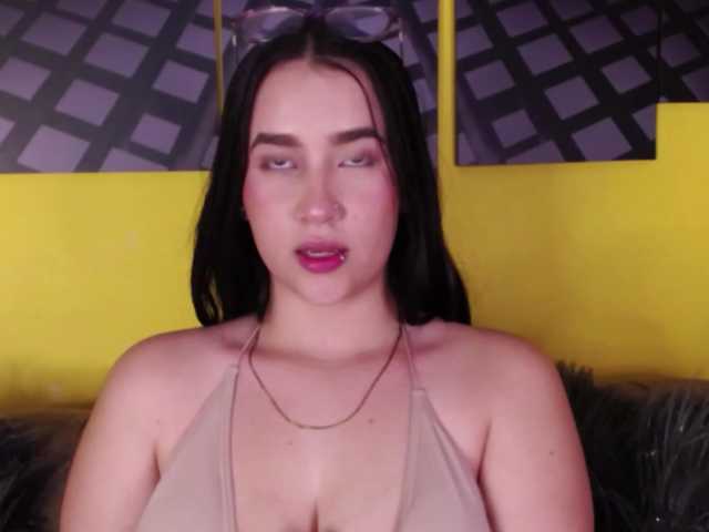 ChloeMiller live cam on BongaCams