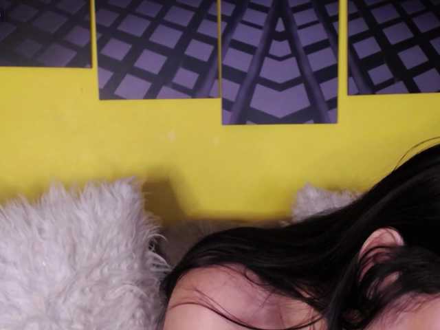 ChloeMiller live cam on BongaCams