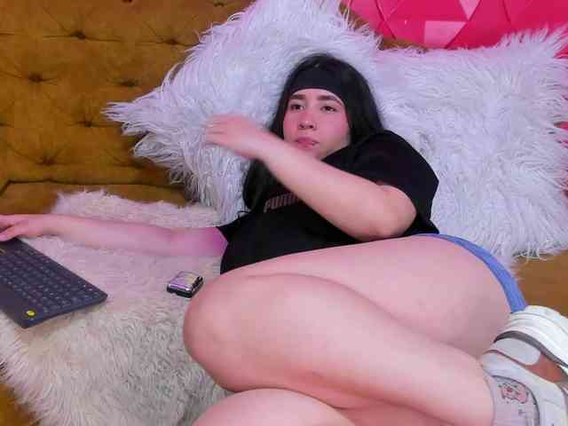 ChloeMiller webcam
