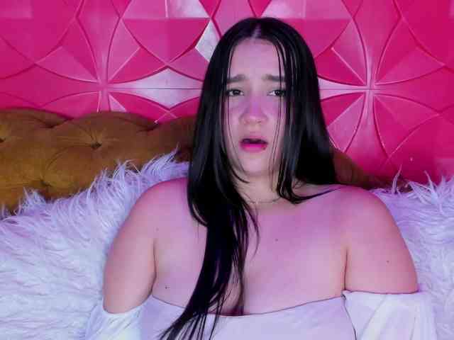 ChloeMiller webcam