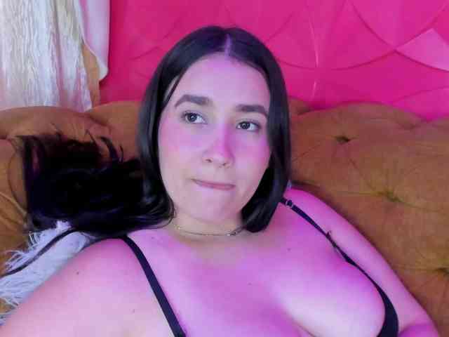 ChloeMiller webcam