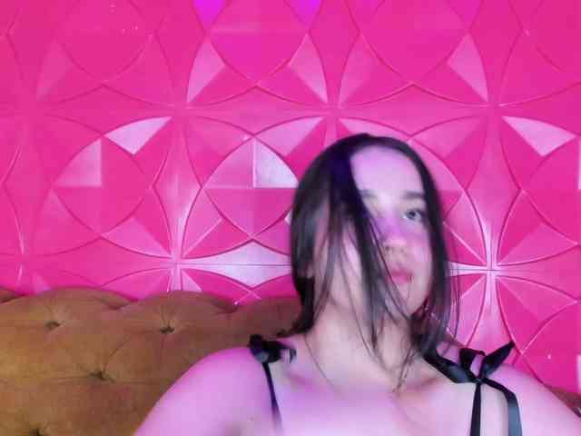 ChloeMiller webcam