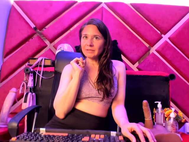 KylieBloom live cam on BongaCams
