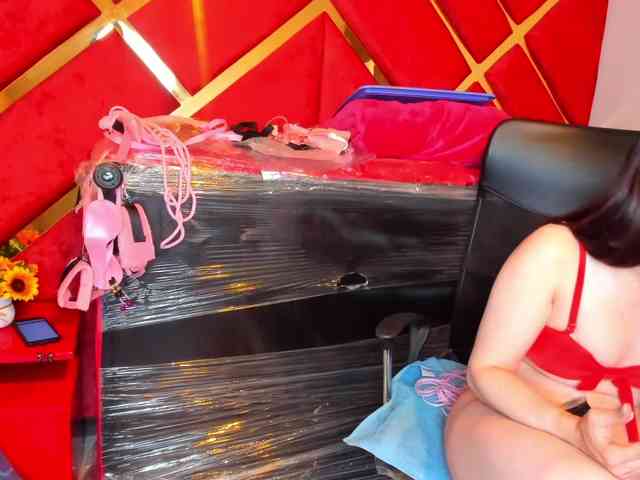 KylieBloom webcam