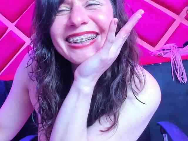 KylieBloom webcam