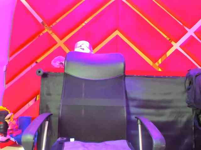 KylieBloom webcam