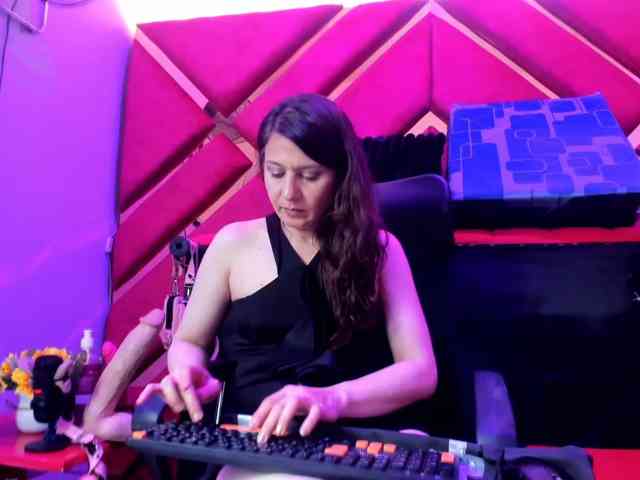 KylieBloom KylieBloom