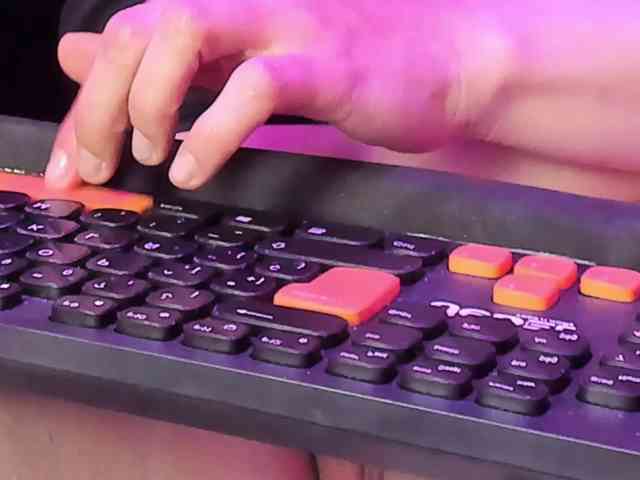 KylieBloom webcam