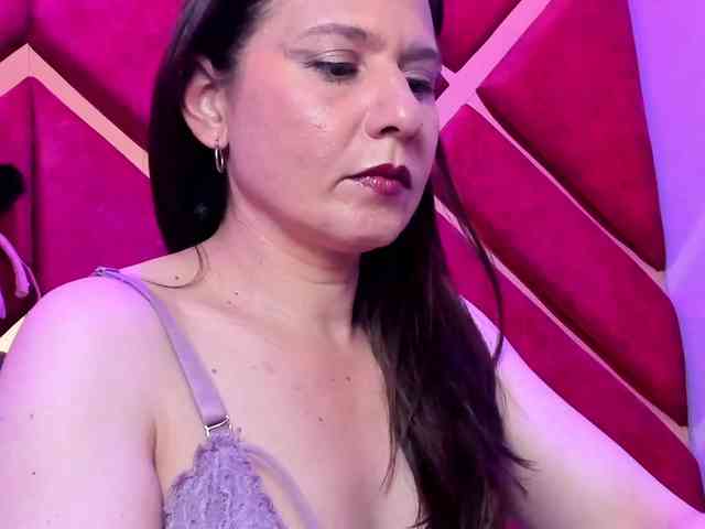 KylieBloom KylieBloom