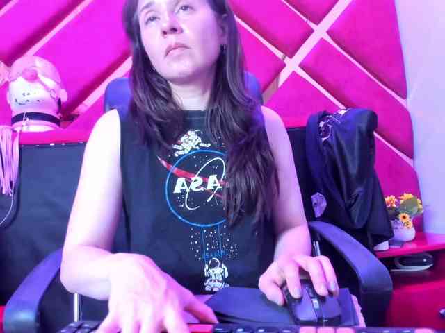 KylieBloom webcam