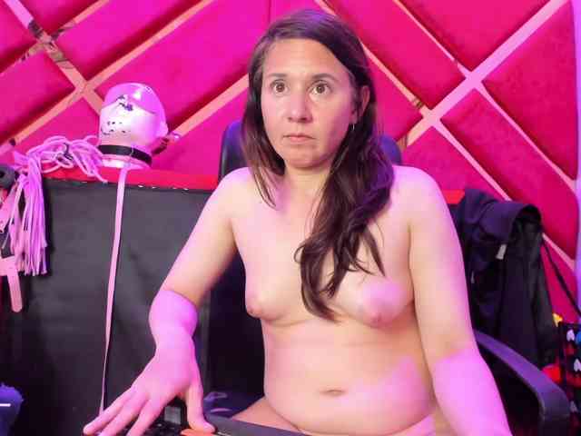 KylieBloom webcam