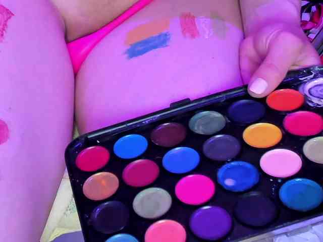 KylieBloom webcam