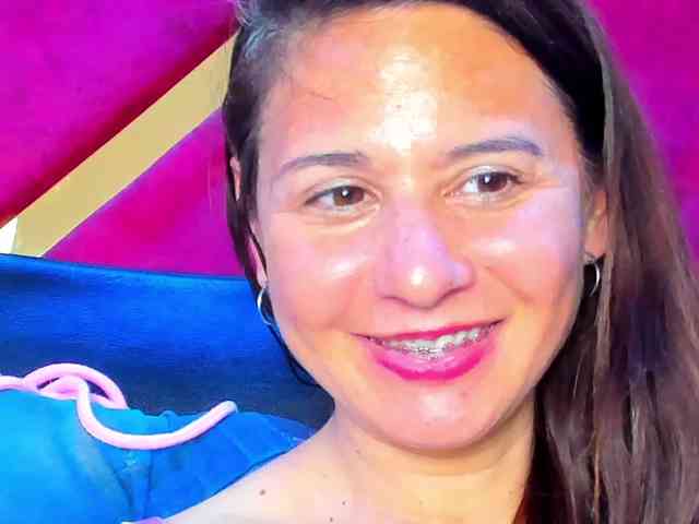 KylieBloom webcam