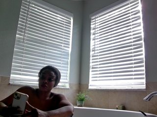 Ataliahh's Live Webcam