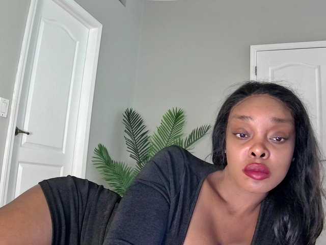 Ataliahh live cam on BongaCams