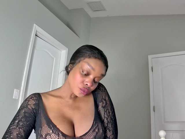 Ataliahh live cam on BongaCams