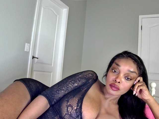 Ataliahh, live now on BongaCams