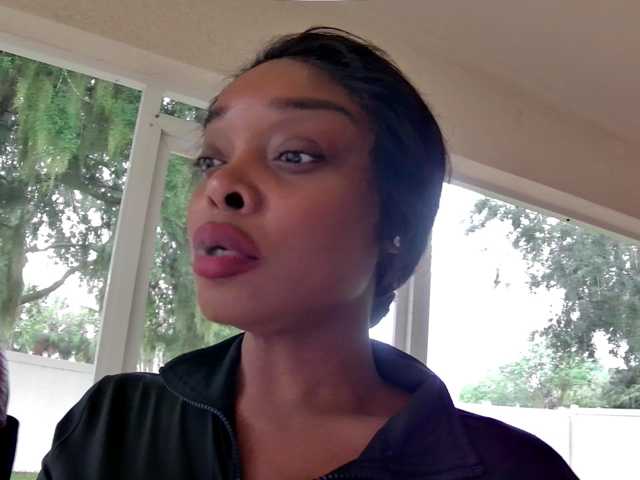 Ataliahh live cam preview