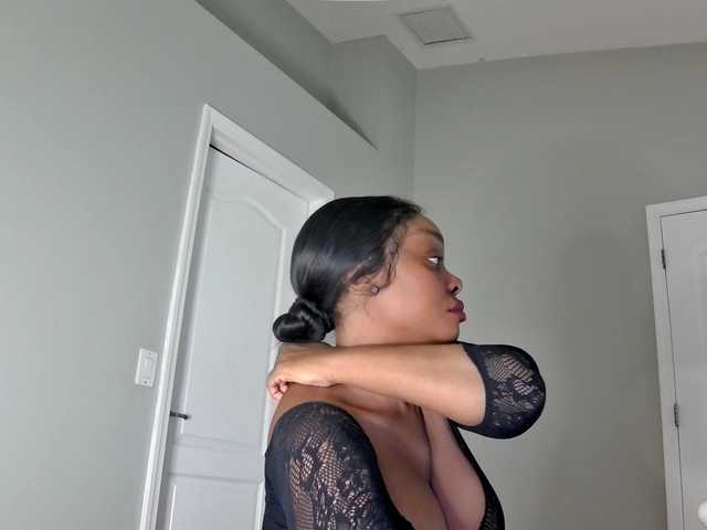 Ataliahh live cam on BongaCams
