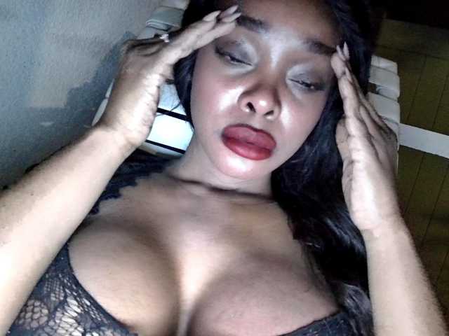 Ataliahh live cam on BongaCams