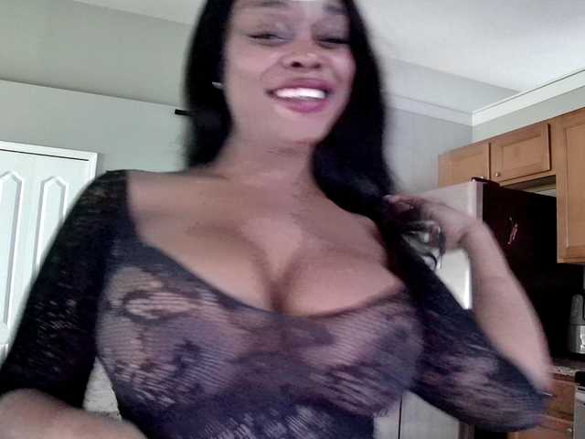 Ataliahh live cam on BongaCams