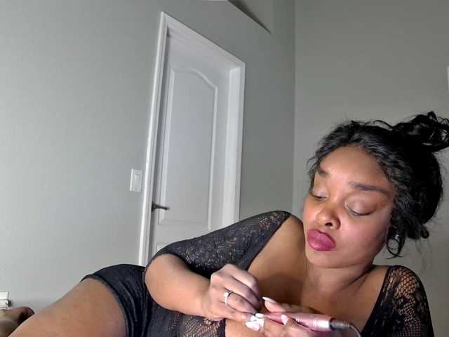 Ataliahh, live now on BongaCams