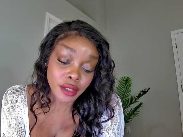 Ataliahh live cam on BongaCams