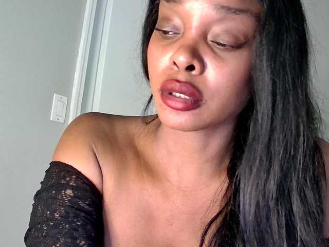 Ataliahh live cam on BongaCams