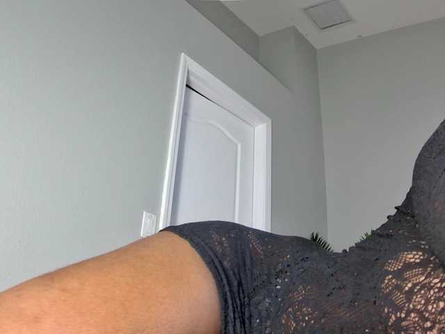 Ataliahh live webcam show