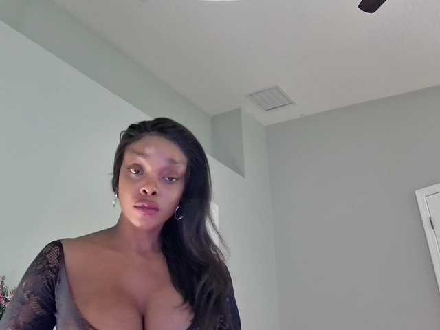 Ataliahh live cam on UnifiedCams