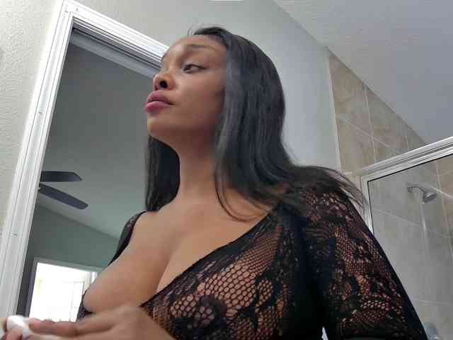 Ataliahh webcam