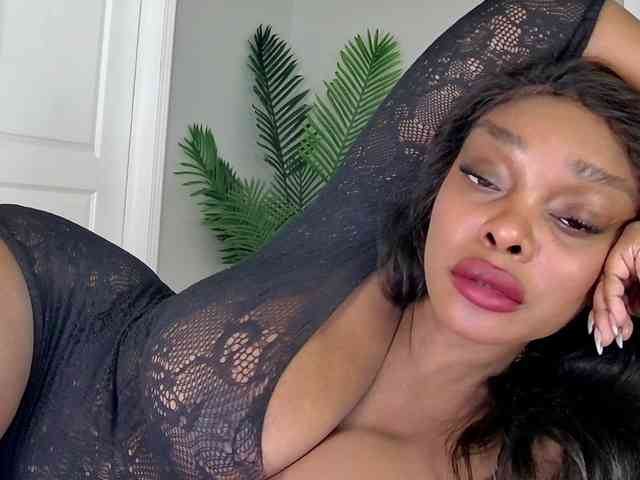 Ataliahh webcam