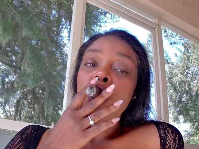 Ataliahh webcam