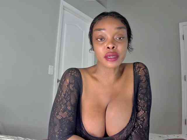 Model: Ataliahh