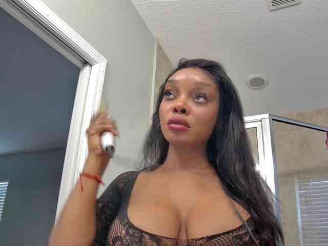 Ataliahh webcam