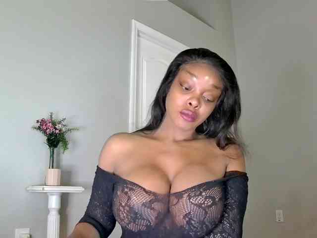 Ataliahh webcam