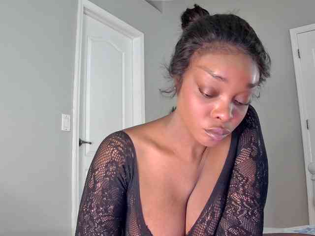 Ataliahh webcam