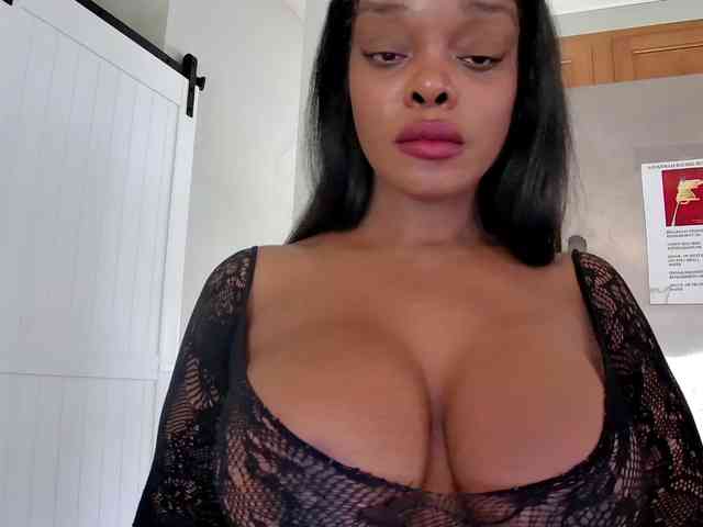 Ataliahh webcam
