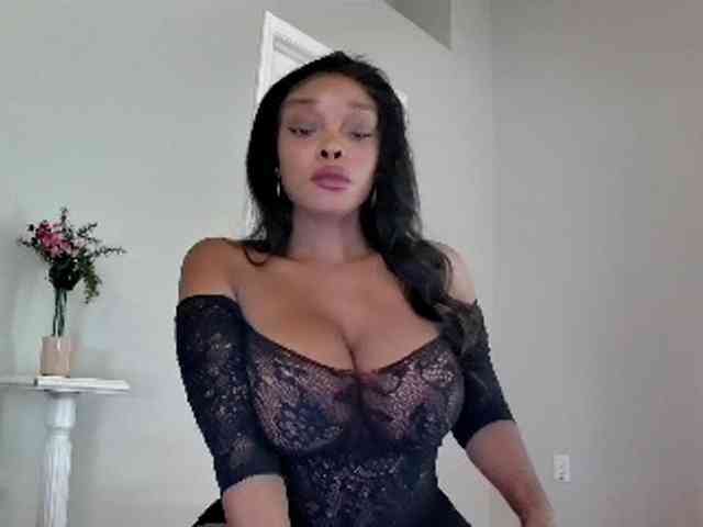 Ataliahh webcam