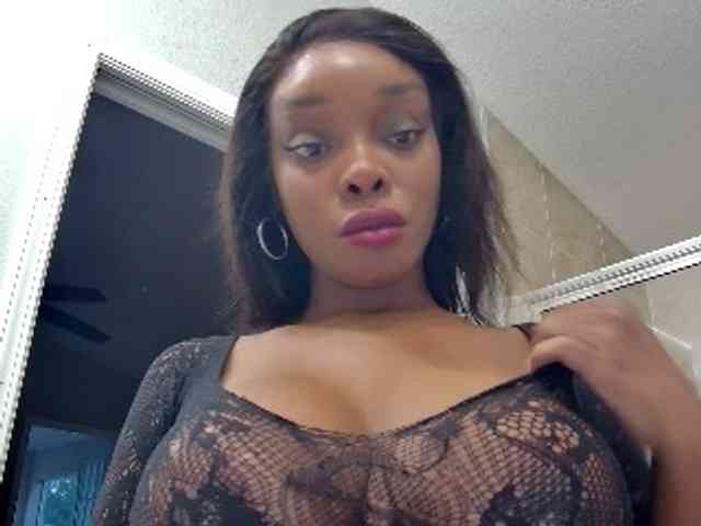 Ataliahh webcam