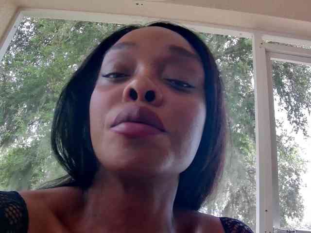 Ataliahh webcam