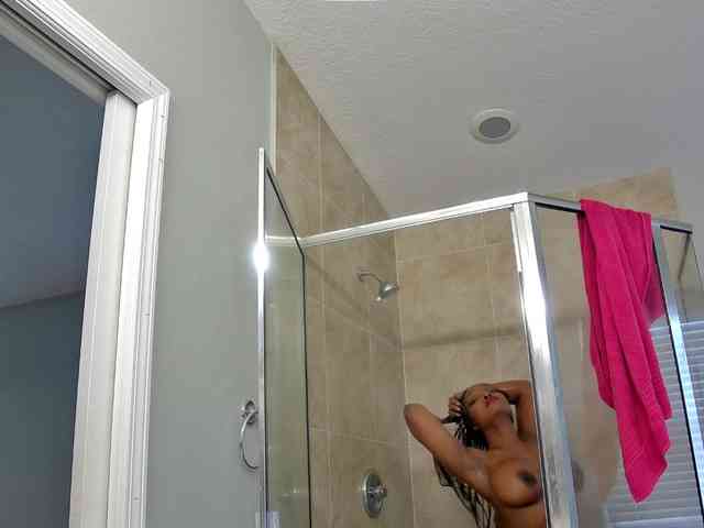 Ataliahh webcam