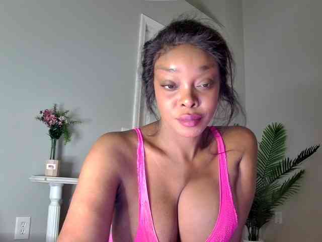 Ataliahh webcam